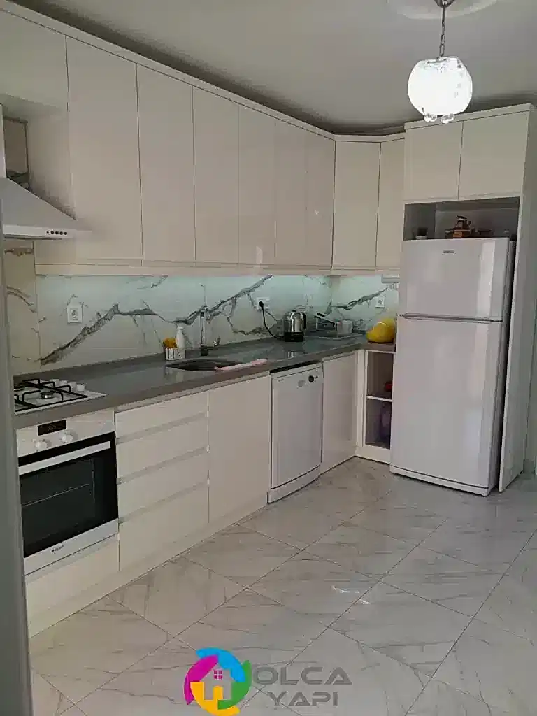 beyaz mutfak dolabi 3
